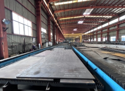 �����и��